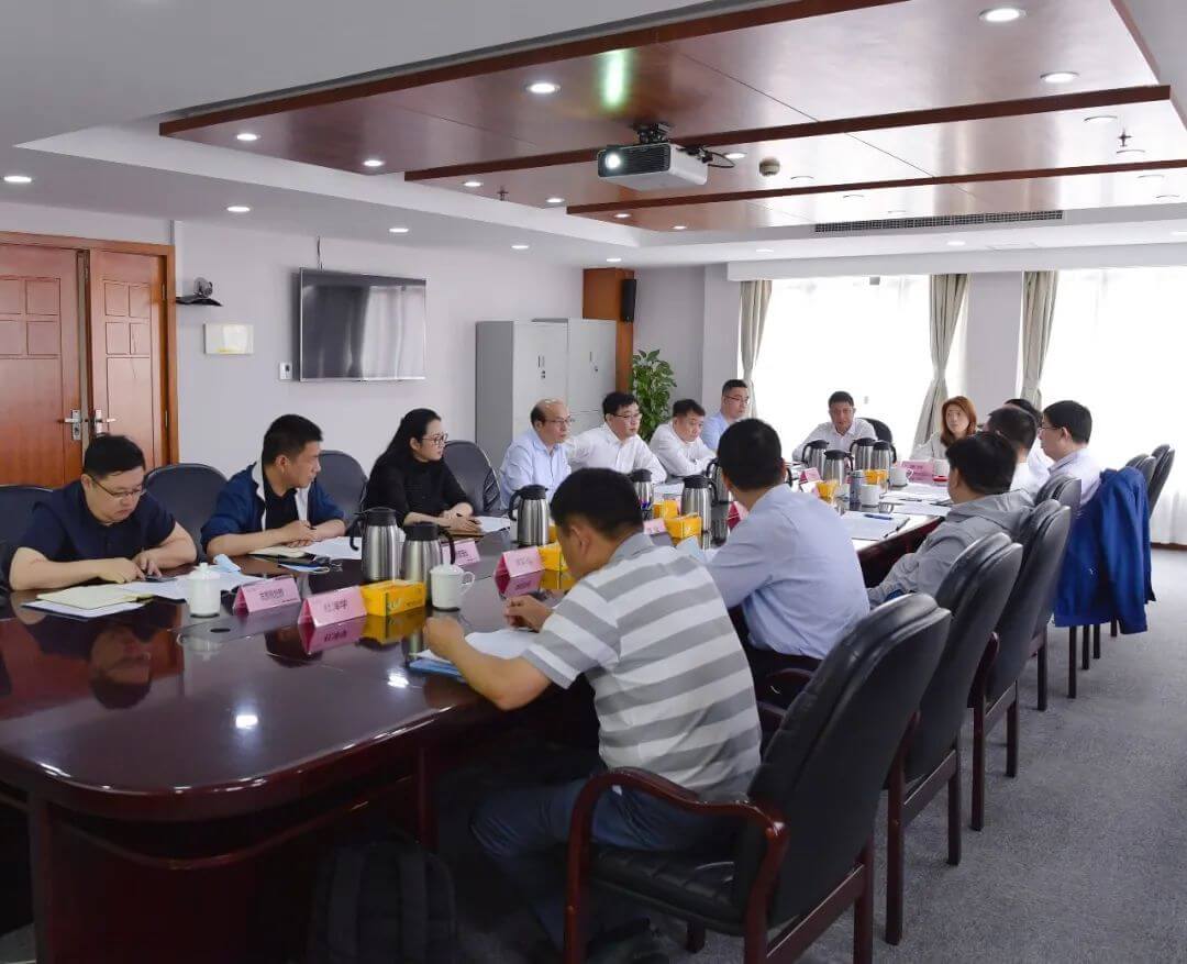 中石化氫能產業調研組赴上海石油調研