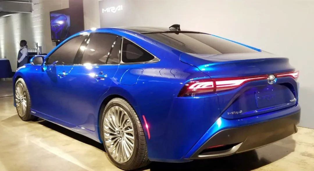 第二個(gè)“鯰魚”即將到來。豐田的氫燃料汽車即將在中國發(fā)售 第二個(gè)“鯰魚”即將到來。豐田的氫燃料汽車即將在中國發(fā)售