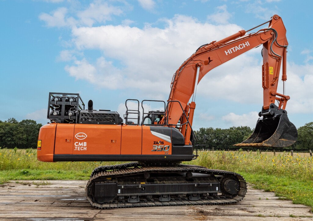 世界上第一臺(tái)氫動(dòng)力雙燃料挖掘機(jī)