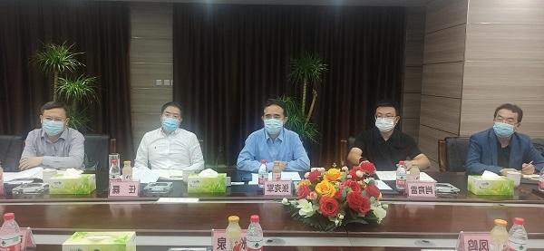 張克軍副廳長帶隊就二氧化碳加氫制甲醇技術開展實地調研.jpg 張克軍副廳長帶隊就二氧化碳加氫制甲醇技術開展實地調研.jpg