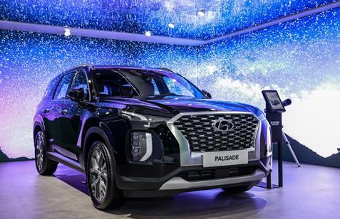 現(xiàn)代汽車“氫+電”前瞻技術(shù)及產(chǎn)品亮相進(jìn)博會(huì).jpg 現(xiàn)代汽車“氫+電”前瞻技術(shù)及產(chǎn)品亮相進(jìn)博會(huì).jpg