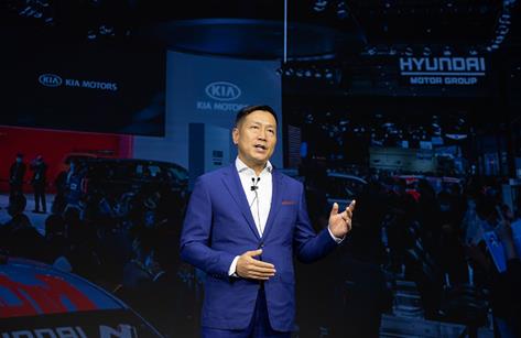 現(xiàn)代汽車“氫+電”前瞻技術(shù)及產(chǎn)品亮相進(jìn)博會(huì).jpg 現(xiàn)代汽車“氫+電”前瞻技術(shù)及產(chǎn)品亮相進(jìn)博會(huì).jpg