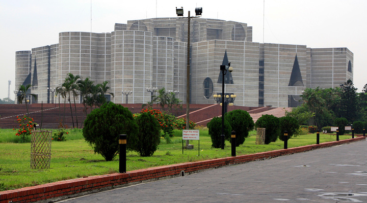 豐田氫燃料車(chē)在達(dá)卡 豐田氫燃料車(chē)在達(dá)卡