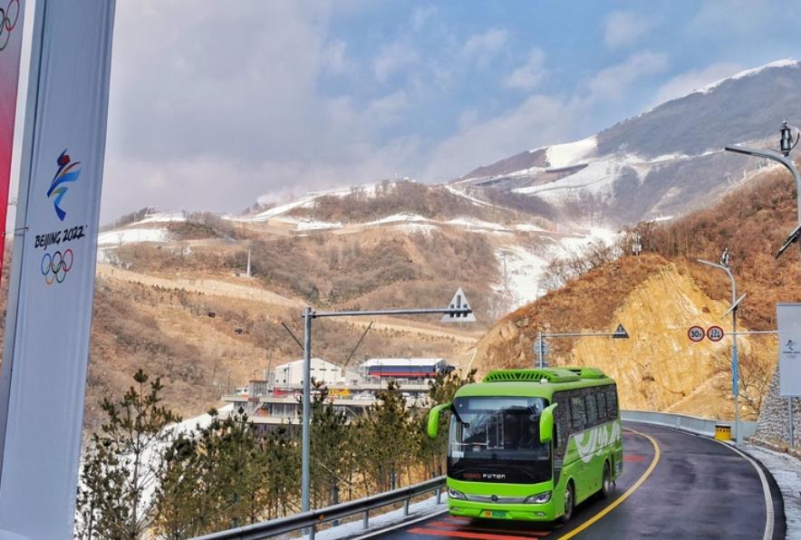 北京冬奧氫燃料電池客車在零下10度以下的環境中運行.jpg
