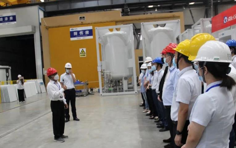 業(yè)主代表陳總發(fā)言 業(yè)主代表陳總發(fā)言