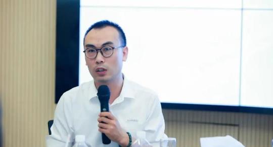 重塑科技總經理胡哲介紹氫能生態圈協同合作理念