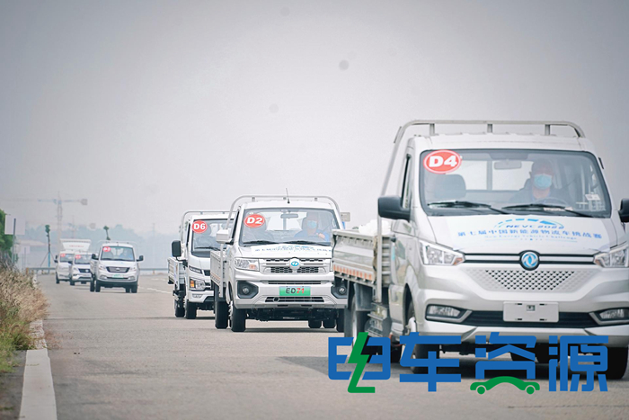 18 參賽車型2_副本 700.jpg