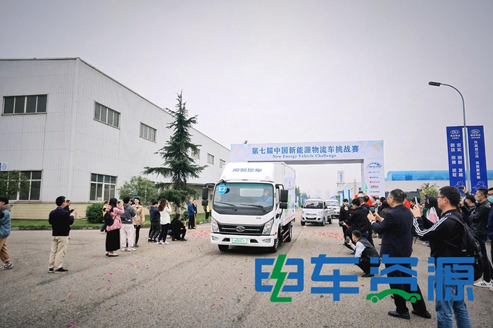 12 發車儀式4_副本 700.jpg