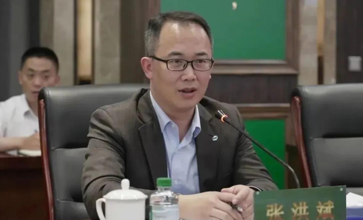 張洪斌.jpg 張洪斌.jpg