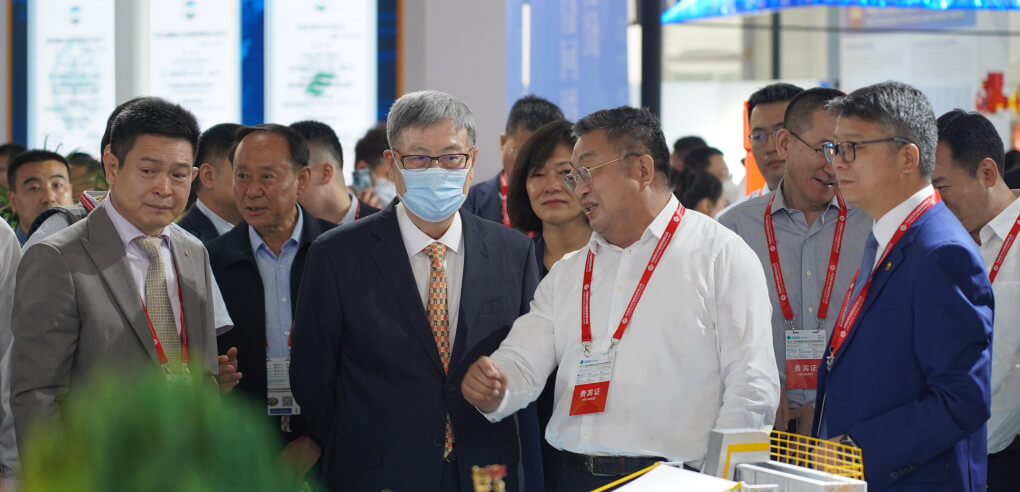 寶石機械攜多項創新技術產品 “京”彩亮相第二十三屆CIPPE展會2.jpg