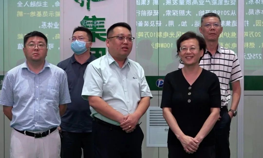 西安市政協副主席邢欣蒞臨鵬飛調研氫能產業鏈建設1.jpg